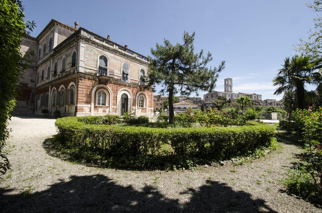 Hotel Iris Perugia Exterior foto