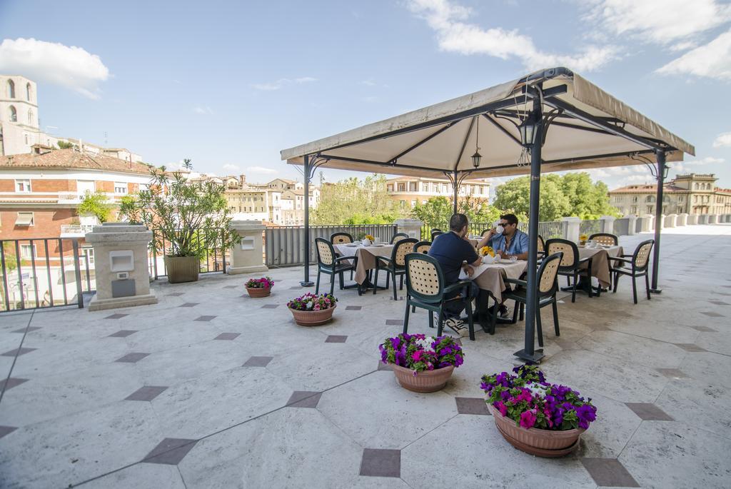 Hotel Iris Perugia Exterior foto